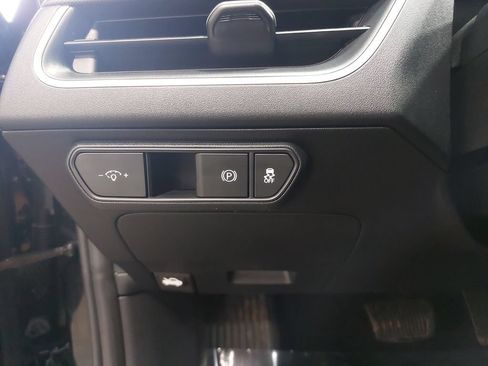 Certified 2025 Kia K4 FWD image 25