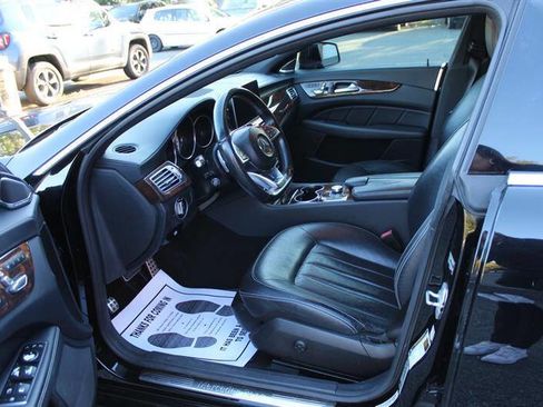 Used 2015 Mercedes-Benz CLS 550 CLS 550 4dr Sedan w/ Premium Package image 10
