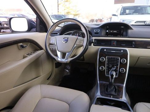 Used 2016 Volvo XC70 T5 Premier w/ Proximity Package image 22