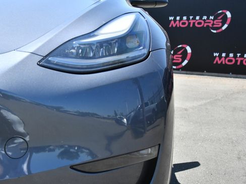 Used 2022 Tesla Model Y Performance AWD/4WD image 11