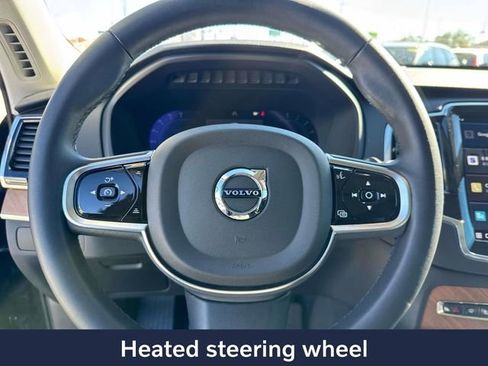 Used 2023 Volvo XC90 B6 Plus image 27