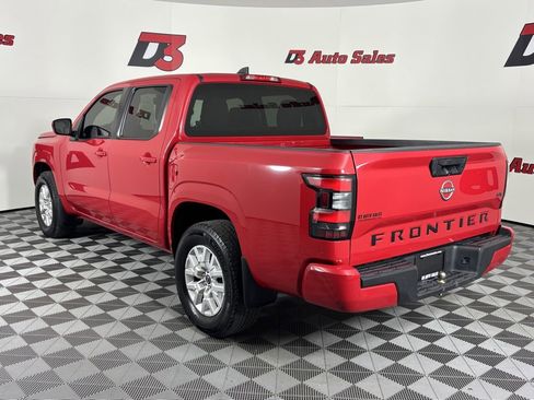 Used 2022 Nissan Frontier SV image 4