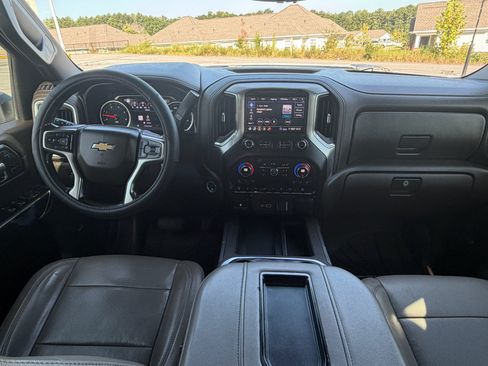 Used 2020 Chevrolet Silverado 2500 LTZ w/ LTZ Premium Package AWD/4WD image 20