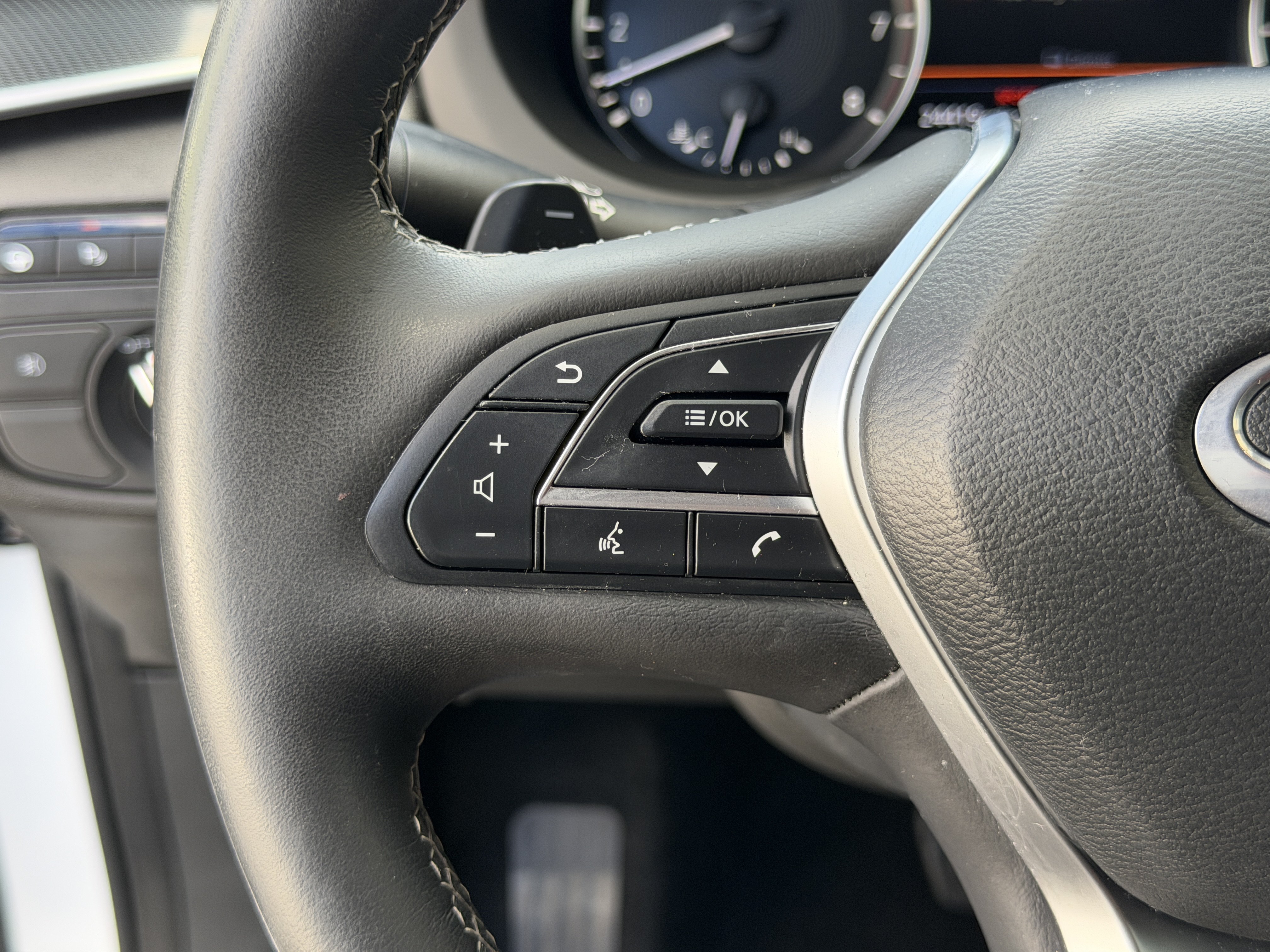 Certified 2023 INFINITI QX50 Sport FWD image 30