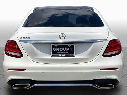 Used 2018 Mercedes-Benz E 300 image 5