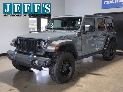 Used 2024 Jeep Wrangler Unlimited AWD/4WD image 1
