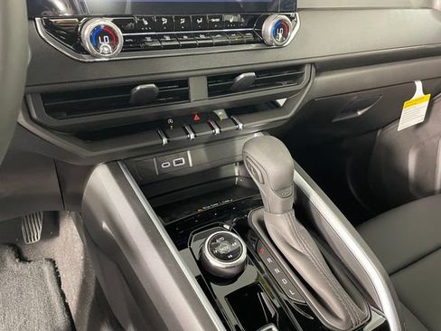 New 2026 Chevrolet Colorado Trail Boss AWD/4WD image 6