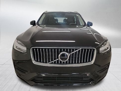 Used 2021 Volvo XC90 T6 Momentum w/ Advanced Package image 2