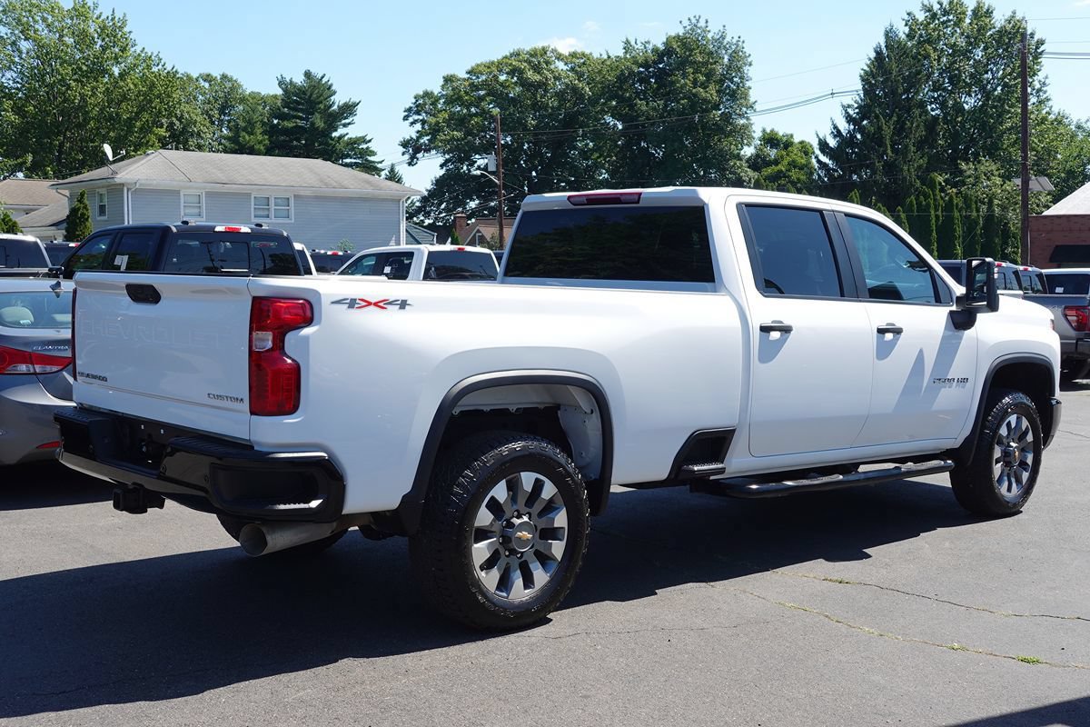 Used 2025 Chevrolet Silverado 2500 Custom w/ Custom Value Package AWD/4WD image 3