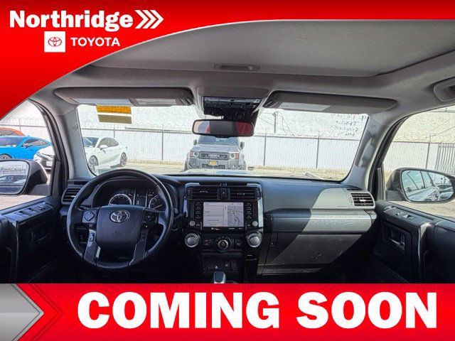 Used 2023 Toyota 4Runner TRD Off-Road Premium w/ Moonroof Package AWD/4WD image 8