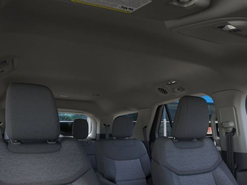 New 2026 Ford Explorer Active RWD image 40