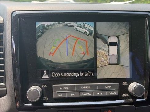 Used 2024 Nissan Frontier PRO-4X w/ Pro Premium Package AWD/4WD image 18