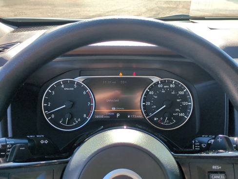 Used 2021 Nissan Rogue SV image 19