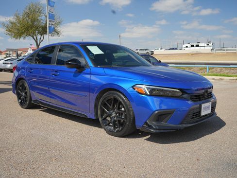 Used 2022 Honda Civic Sport image 3