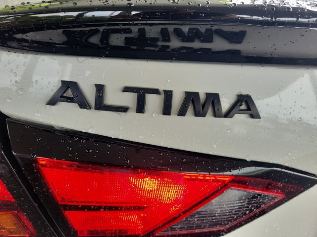 Certified 2022 Nissan Altima 2.5 SR w/ Midnight Edition Package FWD image 15