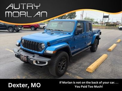 Used 2024 Jeep Gladiator Sport