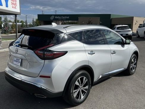 Used 2023 Nissan Murano SV image 11