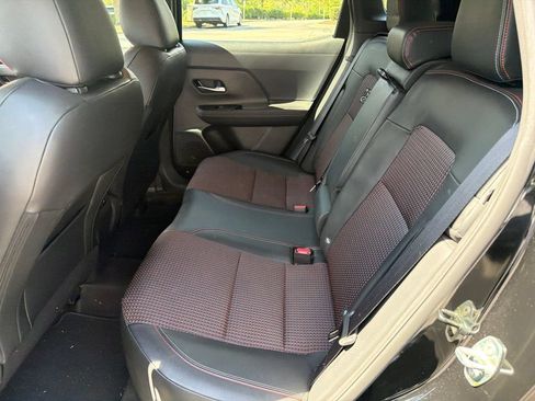 Used 2025 Nissan Kicks SR AWD/4WD image 10