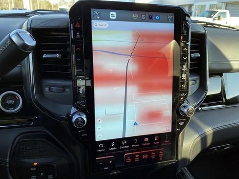 Used 2025 RAM 2500 Limited image 17