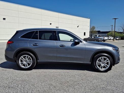Used 2023 Mercedes-Benz GLC 300 4MATIC image 10