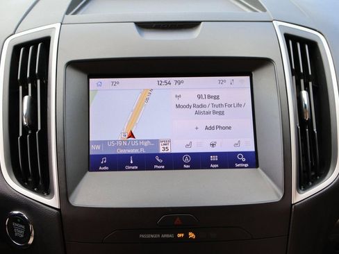 Used 2020 Ford Edge SEL w/ Convenience Package image 16