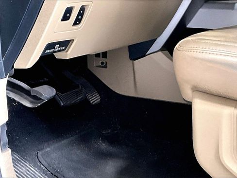 Used 2020 Ford F250 Lariat w/ Lariat Ultimate Package image 22