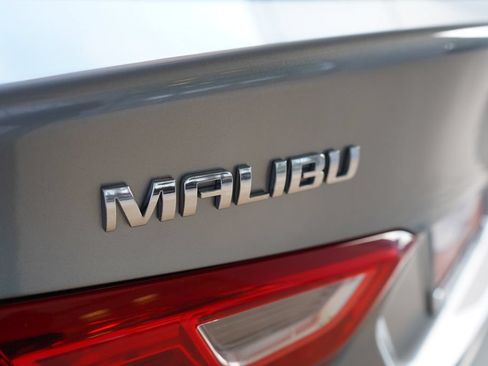 Used 2025 Chevrolet Malibu LT FWD image 7