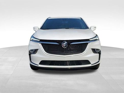 Certified 2024 Buick Enclave Essence w/ Sport Touring Edition FWD image 8