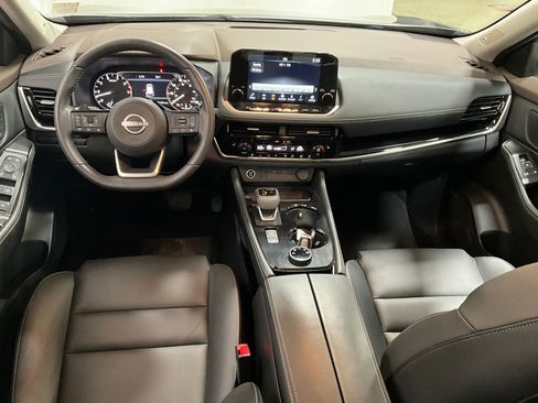 Used 2023 Nissan Rogue SL w/ SL Premium Package image 15