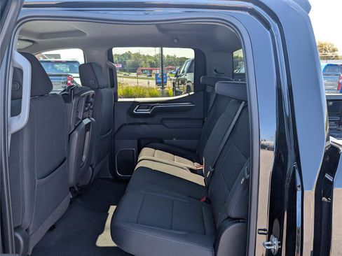 Used 2023 Chevrolet Silverado 1500 LT image 14