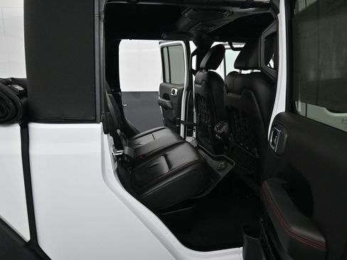 Used 2020 Jeep Gladiator Rubicon image 29