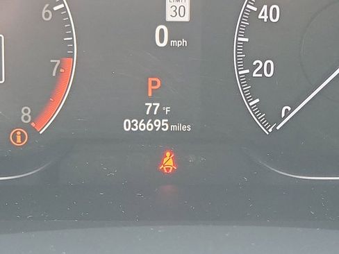 Used 2021 Honda Accord Touring image 12