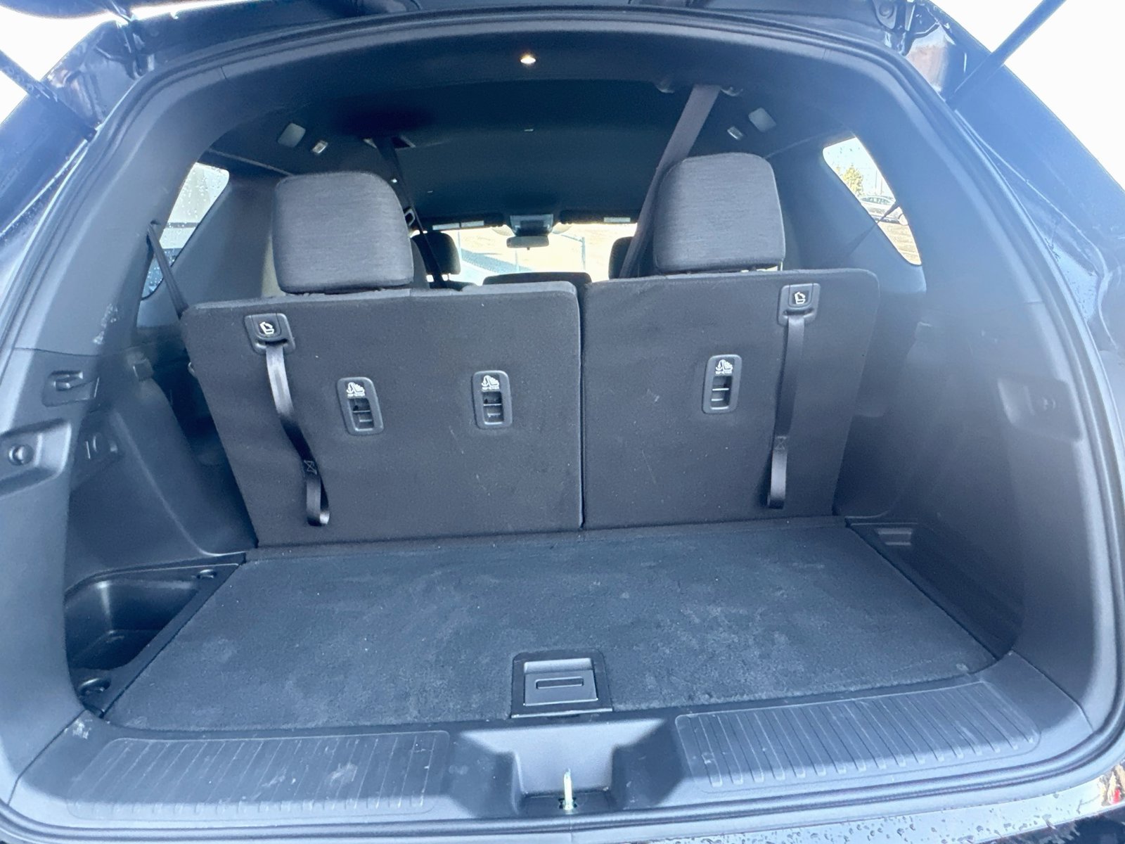 Used 2025 Honda Pilot Sport image 25