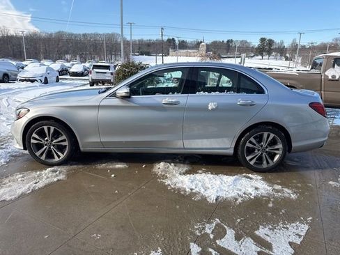 Used 2021 Mercedes-Benz C 300 4MATIC Sedan image 4