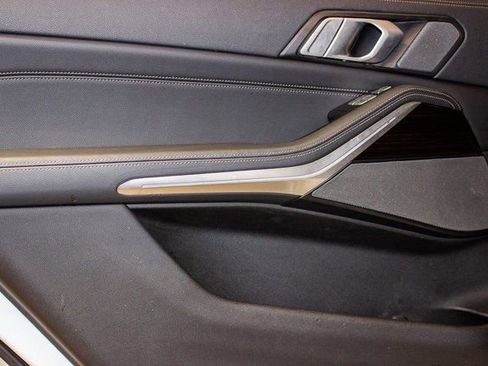 Used 2019 BMW X7 xDrive50i w/ Executive Package image 22