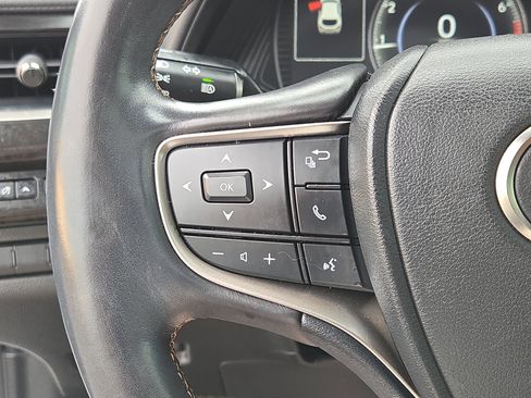 Used 2022 Lexus UX 200 200 Base image 23