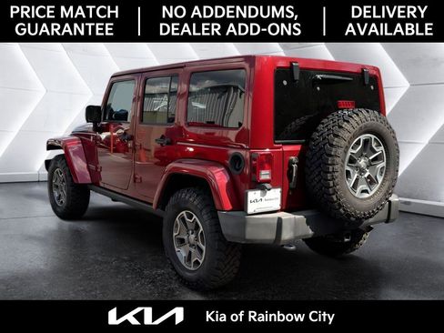 Used 2013 Jeep Wrangler Unlimited Rubicon w/ Connectivity Group image 6