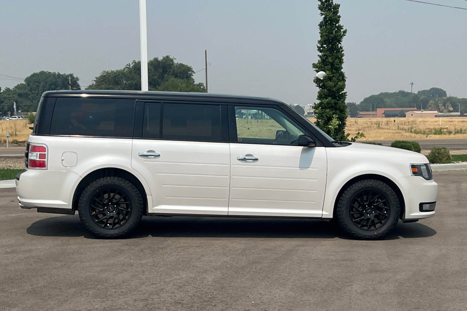 Used 2019 Ford Flex SEL w/ Equipment Group 202A AWD/4WD image 3