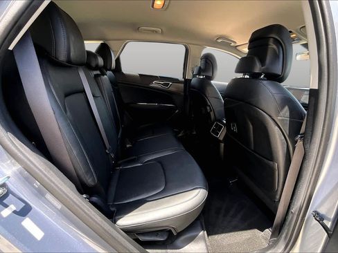 Used 2025 Kia Sportage EX FWD image 20