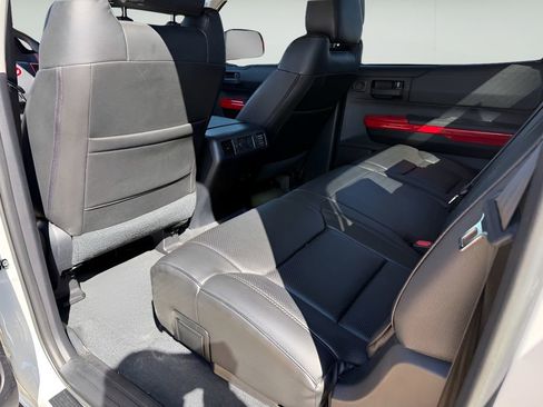 Used 2019 Toyota Tundra SR5 w/ SR5 Upgrade Package image 11