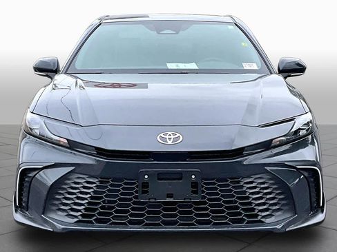 Used 2026 Toyota Camry SE w/ Convenience Package image 4