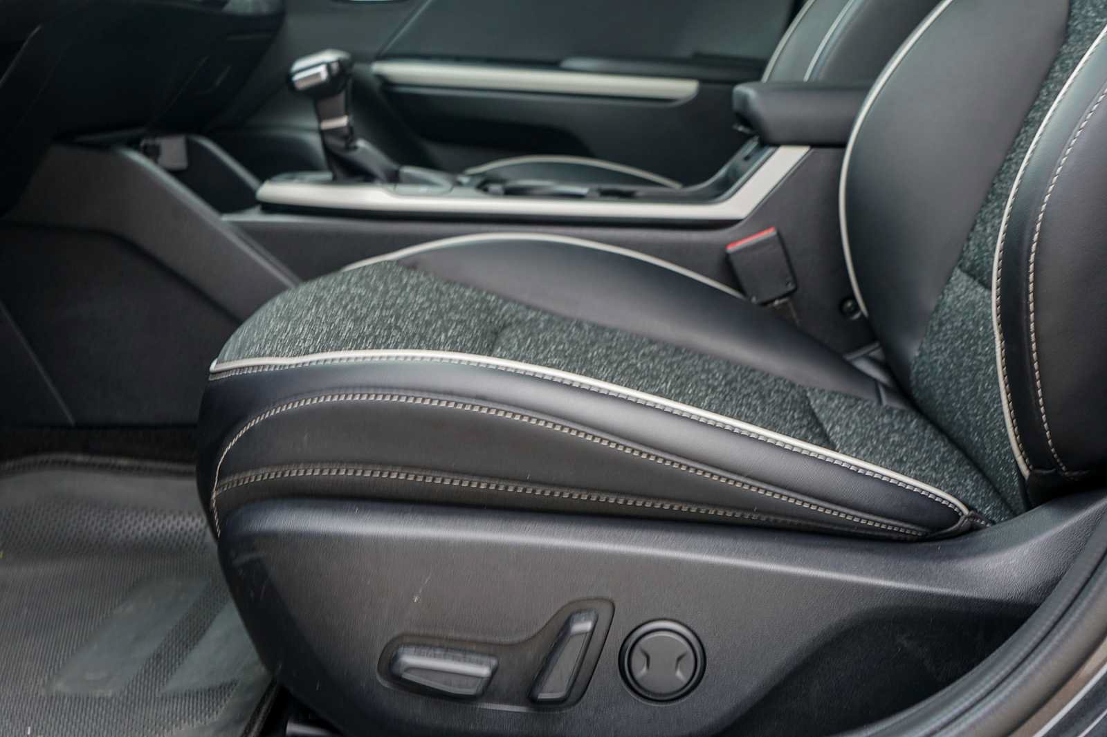 Used 2025 Kia K4 GT-Line w/ GT-Line Sunroof Package FWD image 17