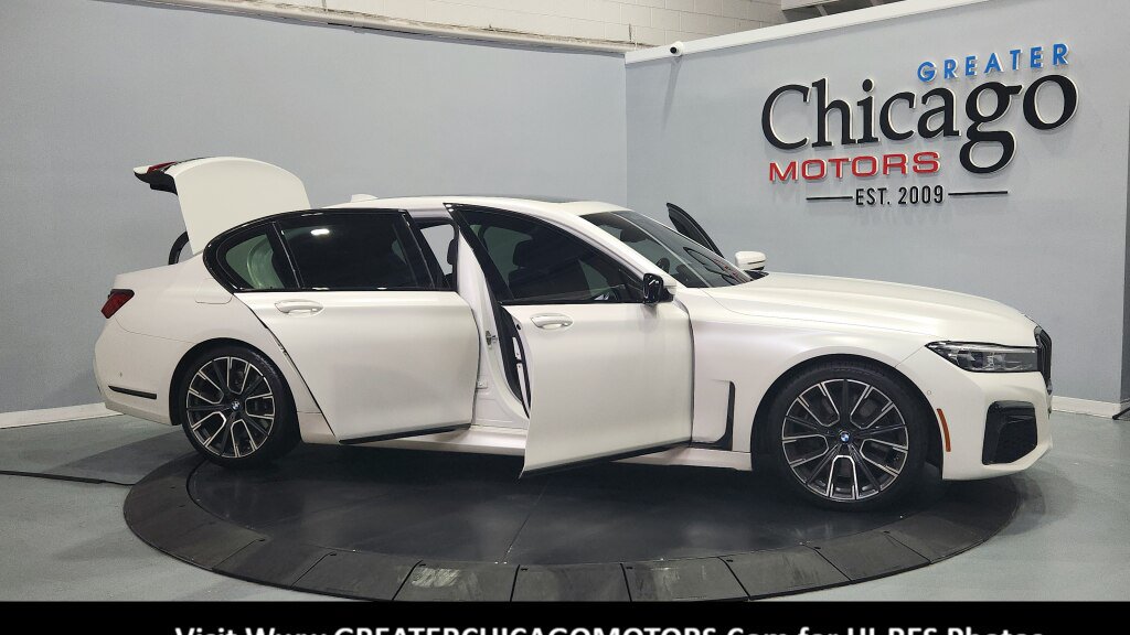 Used 2022 BMW 750i xDrive w/ Executive Package AWD/4WD image 15