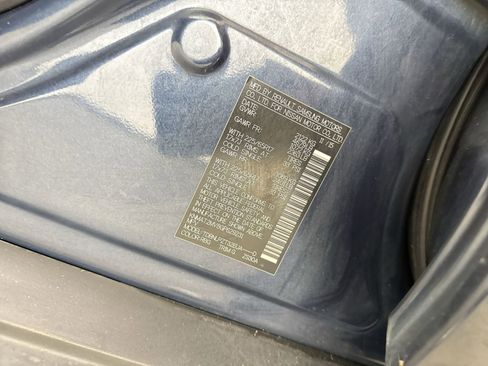 Used 2016 Nissan Rogue S image 32