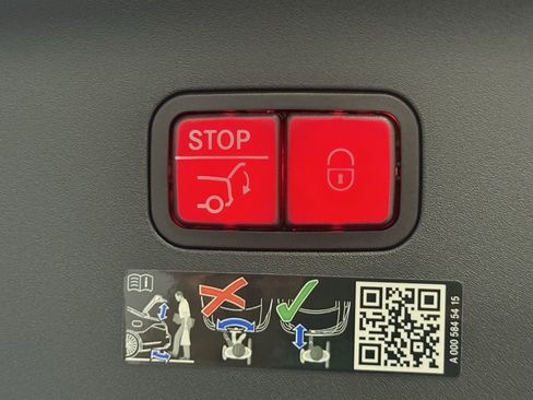 Used 2024 Mercedes-Benz AMG GT 43 image 13