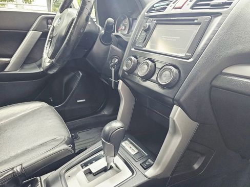 Used 2015 Subaru Forester 2.5i Limited image 14