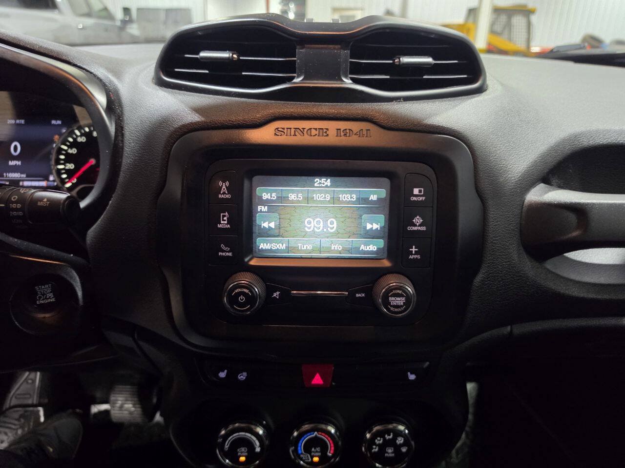 Used 2016 Jeep Renegade Trailhawk w/ Cold Weather Group AWD/4WD image 35