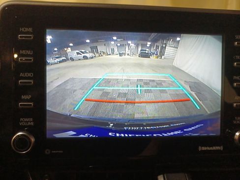 Used 2021 Toyota C-HR LE image 22