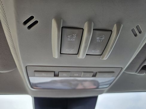 Used 2017 Buick Encore Sport Touring image 22