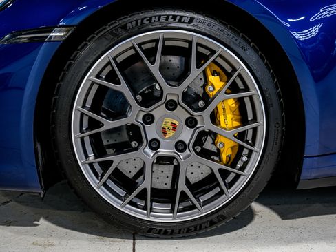 Used 2021 Porsche 911 Carrera S image 50